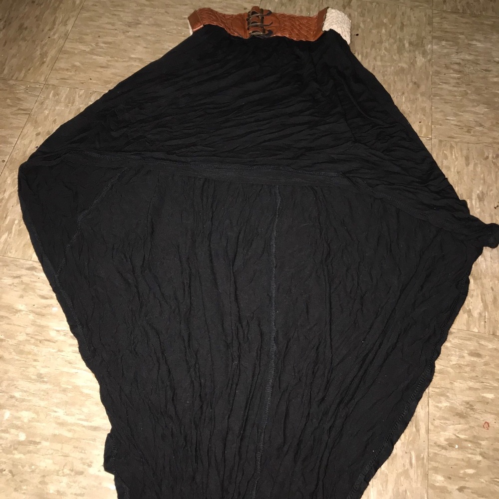 black skirt